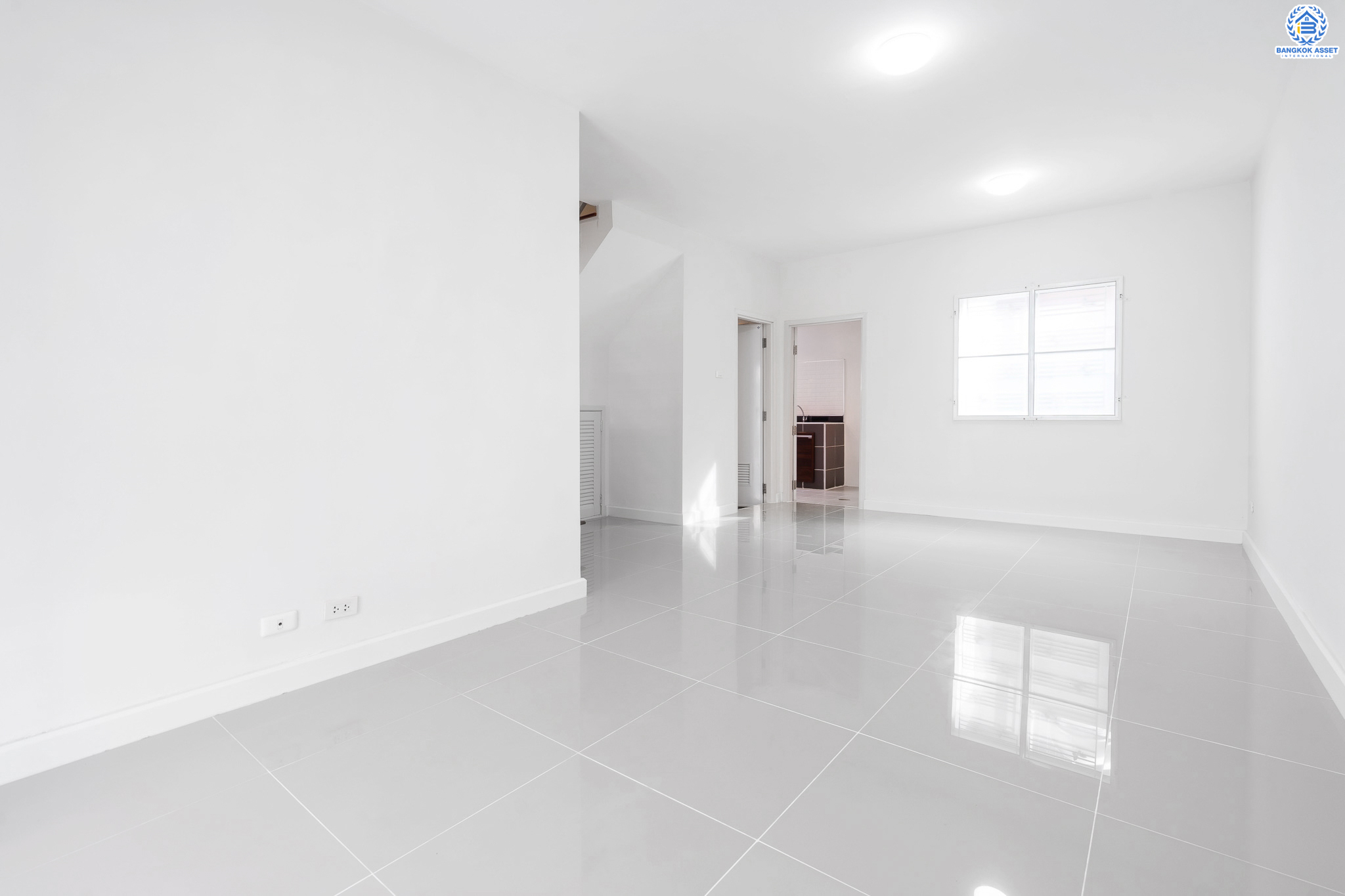 บ้านมือสองตกแต่งใหม่ ม.พฤกษาวิลล์22 พระราม5-นครอินทร์ ตกแต่งสวย ครบทุกฟังก์ชั่น พร้อมอยู่ เนื้อที่ 17.4 ตร.ว. ฟังก์ชั่น 3 ห้องนอน 2 ห้องน้ำ บนทำเลเดินทางสะดวก เชื่อมต่อทุกการเดินทาง ใกล้สะพานพระรามห้า และรถไฟฟ้าสถานี "แยกติวานนท์"