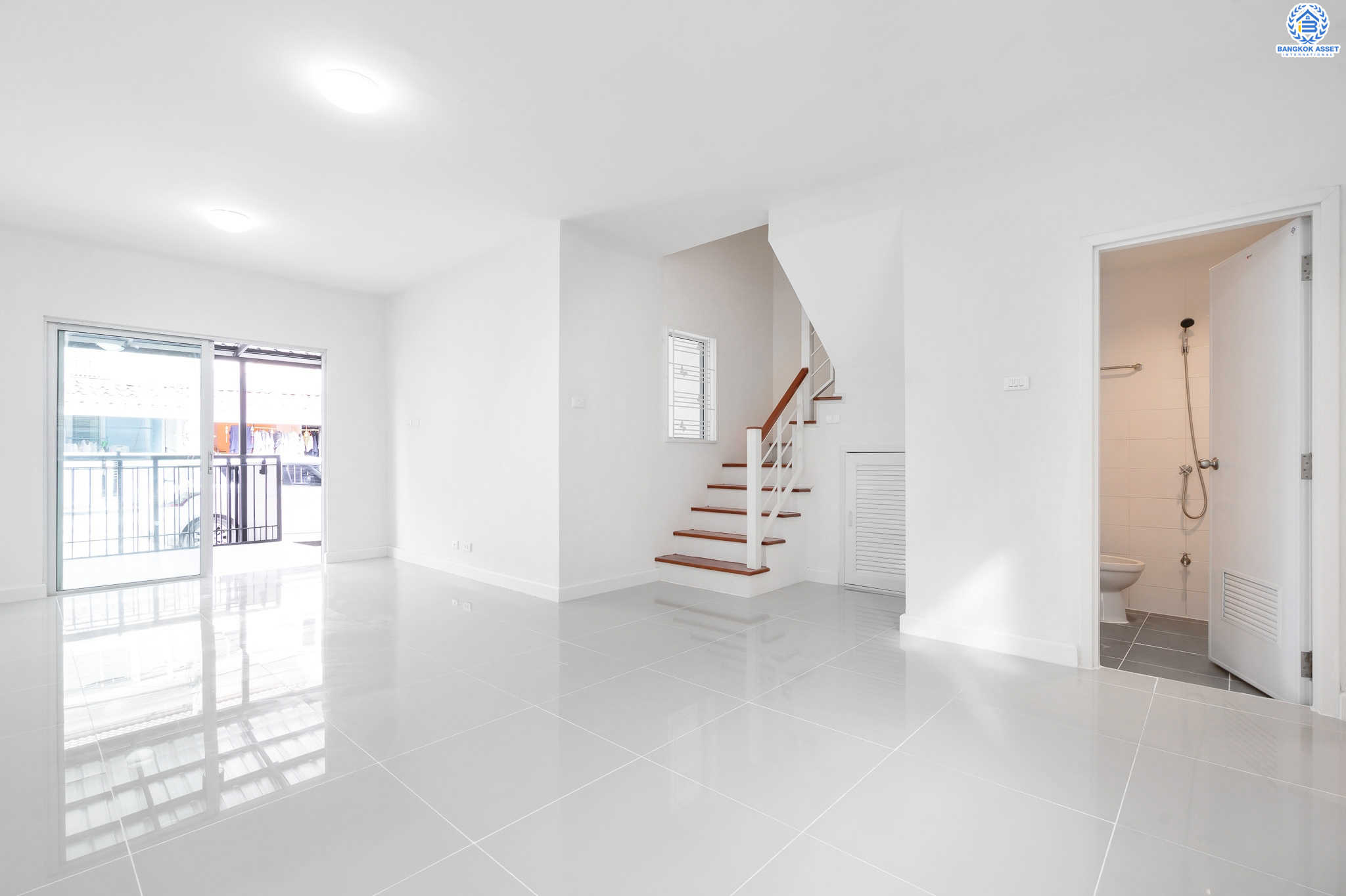 บ้านมือสองตกแต่งใหม่ ม.พฤกษาวิลล์22 พระราม5-นครอินทร์ ตกแต่งสวย ครบทุกฟังก์ชั่น พร้อมอยู่ เนื้อที่ 17.4 ตร.ว. ฟังก์ชั่น 3 ห้องนอน 2 ห้องน้ำ บนทำเลเดินทางสะดวก เชื่อมต่อทุกการเดินทาง ใกล้สะพานพระรามห้า และรถไฟฟ้าสถานี "แยกติวานนท์"