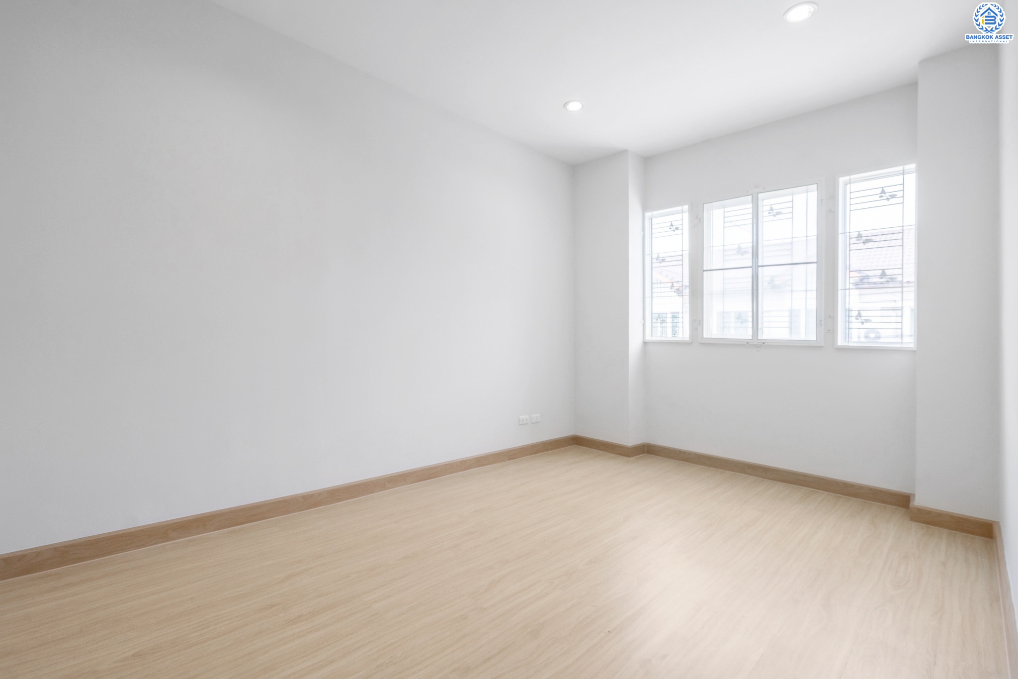 บ้านมือสองตกแต่งใหม่ ม.พฤกษาวิลล์22 พระราม5-นครอินทร์ ตกแต่งสวย ครบทุกฟังก์ชั่น พร้อมอยู่ เนื้อที่ 17.4 ตร.ว. ฟังก์ชั่น 3 ห้องนอน 2 ห้องน้ำ บนทำเลเดินทางสะดวก เชื่อมต่อทุกการเดินทาง ใกล้สะพานพระรามห้า และรถไฟฟ้าสถานี "แยกติวานนท์"