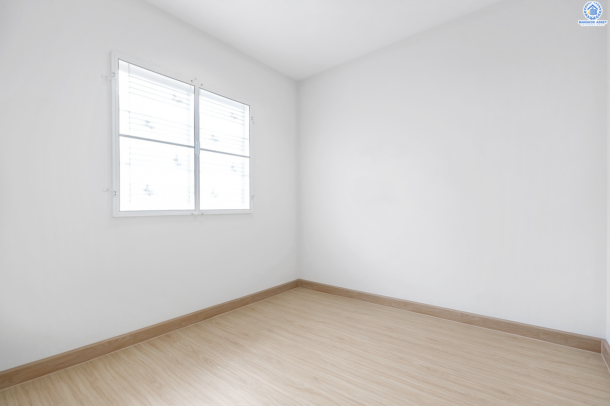 บ้านมือสองตกแต่งใหม่ ม.พฤกษาวิลล์22 พระราม5-นครอินทร์ ตกแต่งสวย ครบทุกฟังก์ชั่น พร้อมอยู่ เนื้อที่ 17.4 ตร.ว. ฟังก์ชั่น 3 ห้องนอน 2 ห้องน้ำ บนทำเลเดินทางสะดวก เชื่อมต่อทุกการเดินทาง ใกล้สะพานพระรามห้า และรถไฟฟ้าสถานี "แยกติวานนท์"