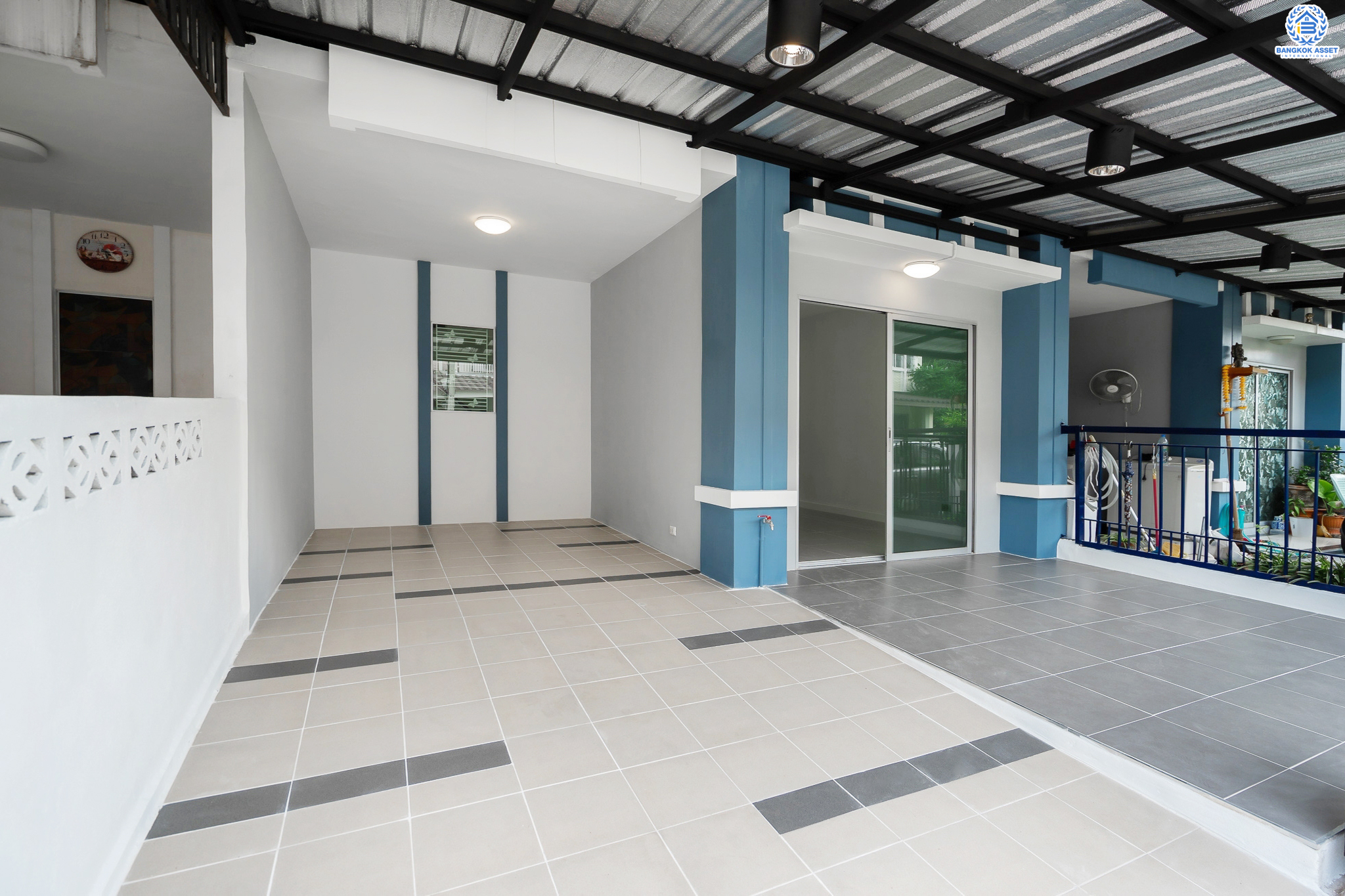 บ้านมือสองตกแต่งใหม่ ม.พฤกษาวิลล์22 พระราม5-นครอินทร์ ตกแต่งสวย ครบทุกฟังก์ชั่น พร้อมอยู่ เนื้อที่ 17.4 ตร.ว. ฟังก์ชั่น 3 ห้องนอน 2 ห้องน้ำ บนทำเลเดินทางสะดวก เชื่อมต่อทุกการเดินทาง ใกล้สะพานพระรามห้า และรถไฟฟ้าสถานี "แยกติวานนท์"