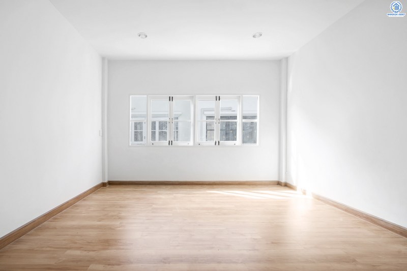 บ้านมือสองตกแต่งใหม่ ใกล้รถไฟฟ้า! ม.นันทนาการ์เด้นท์2 ราชพฤกษ์-ท่าอิฐ แบรนด์ Property Perfect ทาวน์เฮ้าส์เล่นระดับ ตกแต่งให้จัดเต็ม พร้อมอยู่ เนื้อที่ 18 ตร.ว. ฟังก์ชั่นครบครัน บนสุดยอดทำเล เข้า-ออกได้ทั้งทางราชพฤกษ์ และรัตนาธิเบศร์ ใกล้รถไฟฟ้าสถานี "บางรักน้อยท่าอิฐ"