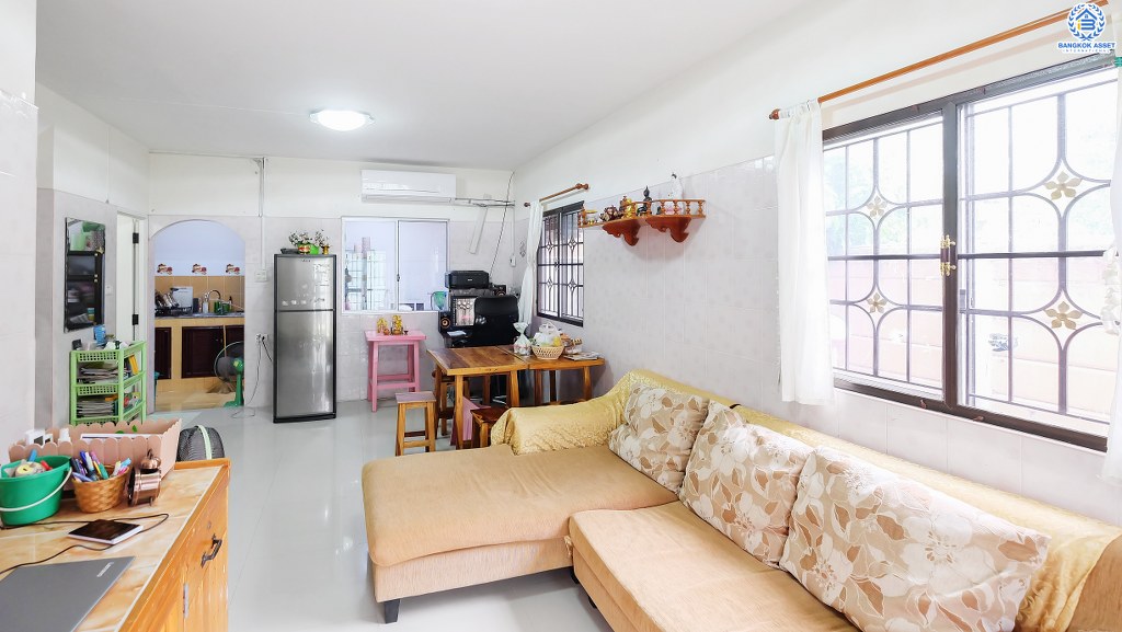 ทาวน์เฮ้าส์มือสองนนทบุรี ห้องมุม! ม.พฤกษา30/2 บ้านกล้วย-ไทรน้อย คุ้มค่า! พร้อมอยู่ เนื้อที่ 41.1 ตร.ว. หน้ากว้าง 6 เมตร ฟังก์ชั่น 3 ห้องนอน 2 ห้องน้ำ บนทำเลเดินทางสะดวกสุดๆ ใกล้เซ็นทรัลเวสต์เกต และรถไฟฟ้าสถานี "คลองบางไผ่" กว้างกว่า ใหญ่กว่า แต่ราคาไม่ถึง 2 ล้าน* จองด่วน!