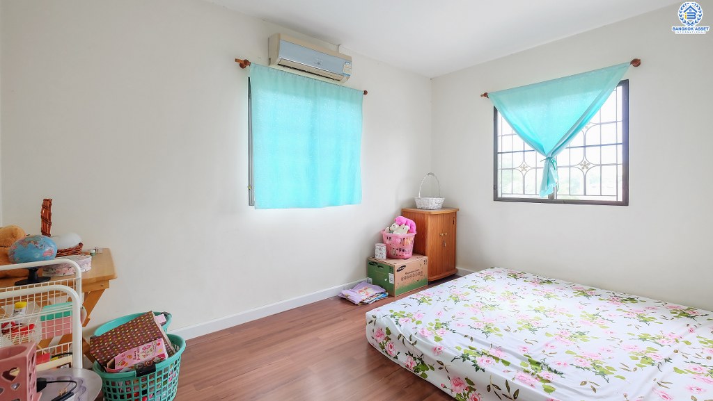 ทาวน์เฮ้าส์มือสองนนทบุรี ห้องมุม! ม.พฤกษา30/2 บ้านกล้วย-ไทรน้อย คุ้มค่า! พร้อมอยู่ เนื้อที่ 41.1 ตร.ว. หน้ากว้าง 6 เมตร ฟังก์ชั่น 3 ห้องนอน 2 ห้องน้ำ บนทำเลเดินทางสะดวกสุดๆ ใกล้เซ็นทรัลเวสต์เกต และรถไฟฟ้าสถานี "คลองบางไผ่" กว้างกว่า ใหญ่กว่า แต่ราคาไม่ถึง 2 ล้าน* จองด่วน!