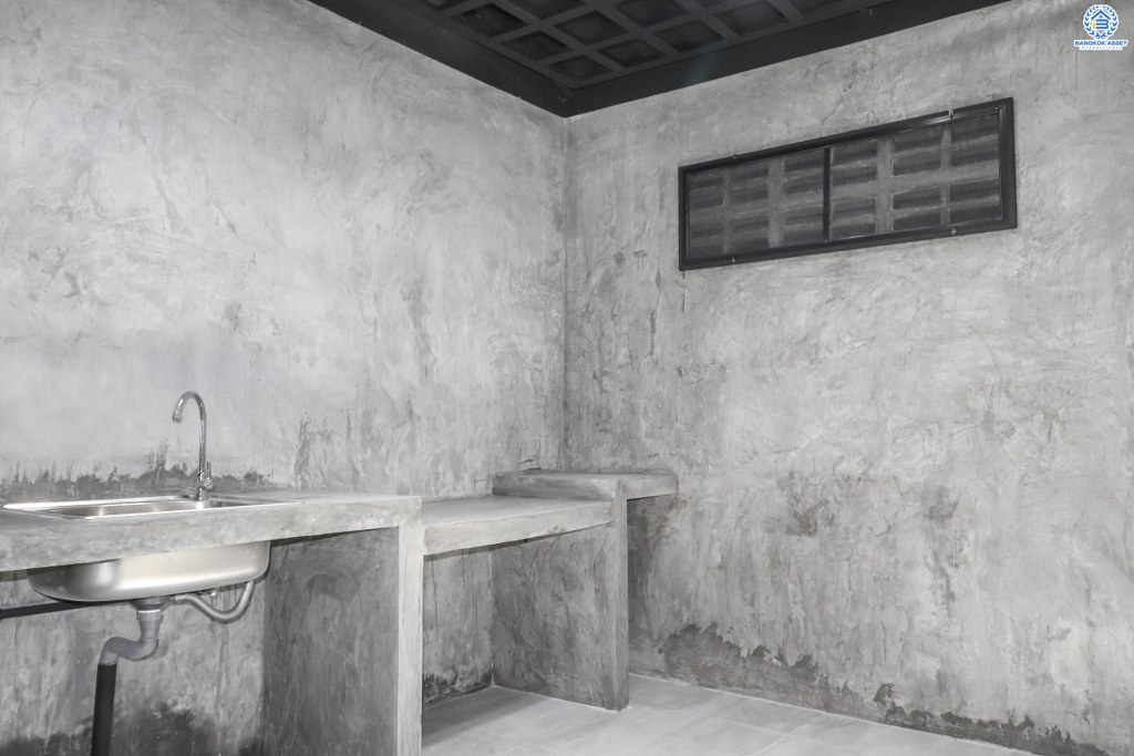 ทาวน์เฮ้าส์มือสองนนทบุรี ม.ร่มรื่นวิลล์ กาญจนาฯ-ราชพฤกษ์ (ใกล้ร.ร.เทพศิรินทร์) เนื้อที่ 19 ตร.ว. ฟังก์ชั่น 2 ห้องนอน 2 ห้องน้ำ ต่อเติมครัวพร้อมอยู่ บนทำเลสะดวกสบาย เดินทางง่าย เข้า-ออกได้ 3 เส้นทางสายหลัก เพียง 4 นาทีถึงจุดขึ้นทางด่วน "ศรีรัช" ราคาพิเศษสุด!