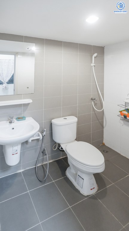 ทาวน์เฮ้าส์มือสองนนทบุรี ห้องมุม! ม.พฤกษาวิลล์63/1 นครอินทร์-พระราม5 บ้านพร้อมอยู่ เนื้อที่ 23.7 ตร.ว. ฟังก์ชั่น 3 ห้องนอน 2 ห้องน้ำ แถมแอร์ 2 เครื่อง บนทำเลโซนเมือง! เดินทางสะดวก เข้า-ออกทาง ซอยวัดสังฆทาน ใกล้สะพานพระราม5 และรถไฟฟ้าสถานี "แยกติวานนท์"...