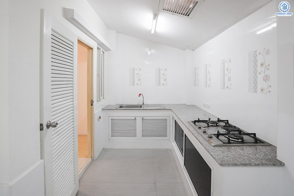 ทาวน์เฮ้าส์มือสองนนทบุรี ม.พฤกษาทาวน์ ทำเลติดถนนราชพฤกษ์ ใกล้วงเวียนพระราม5 คุ้มสุด! กับบ้านตกแต่ง/ต่อเติม พร้อมอยู่! เนื้อที่ 21.5 ตร.ว. ฟังก์ชั่น 3 ห้องนอน 2 ห้องน้ำ 2 ที่จอดรถ พร้อมสาธารณูปโภคครบครัน...