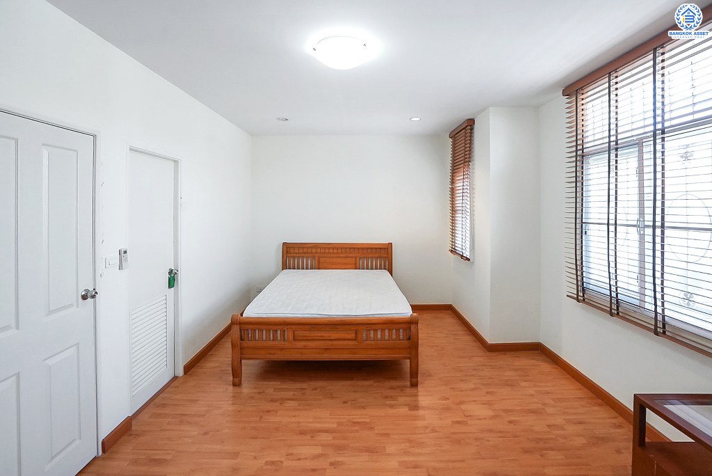 ทาวน์เฮ้าส์มือสองนนทบุรี ม.พฤกษาทาวน์ ทำเลติดถนนราชพฤกษ์ ใกล้วงเวียนพระราม5 คุ้มสุด! กับบ้านตกแต่ง/ต่อเติม พร้อมอยู่! เนื้อที่ 21.5 ตร.ว. ฟังก์ชั่น 3 ห้องนอน 2 ห้องน้ำ 2 ที่จอดรถ พร้อมสาธารณูปโภคครบครัน...