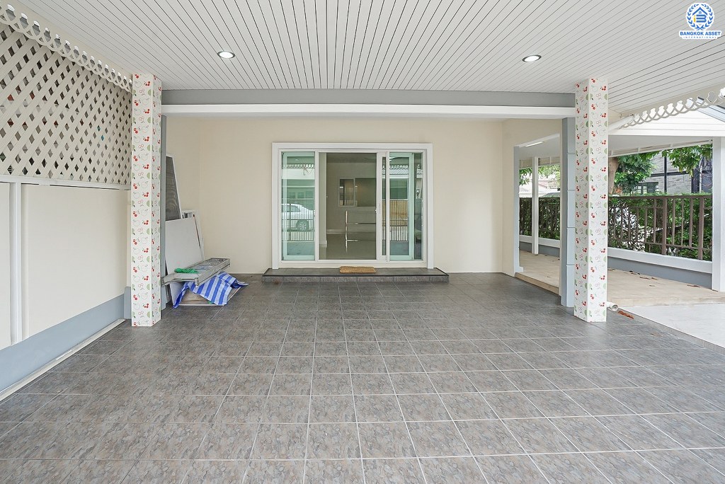 ทาวน์เฮ้าส์มือสองนนทบุรี ห้องมุม! ม.พฤกษาทาวน์ ติดถนนราชพฤกษ์ ใกล้วงเวียนพระราม5 เชื่อมต่อทุกการเดินทาง บ้านพร้อมอยู่! เนื้อที่ 28.8 ตร.ว. ฟังก์ชั่น 3 ห้องนอน 2 ห้องน้ำ 2 ที่จอดรถ พร้อมบิ้วท์อินครัวเคาน์เตอร์ รองรับทุกการอยู่อาศัย , สาธารณูปโภคครบครัน