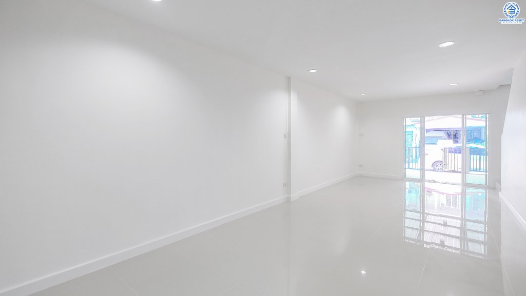 ทาวน์เฮ้าส์มือสองนนทบุรี ราคาล้านต้นๆ ม.บัวทอง4 บ้านกล้วย-ไทรน้อย เนื้อที่ 18 ตร.ว. หน้ากว้าง 5 เมตร ฟังก์ชั้น 2 ห้องนอน 2 ห้องน้ำ พร้อมอยู่! เดินทางสะดวกสุดๆ ใกล้ถนนกาญจนาภิเษก ,เซ็นทรัลเวสต์เกต มีรถประจำทางผ่านหลายสาย คุ้มมากกก