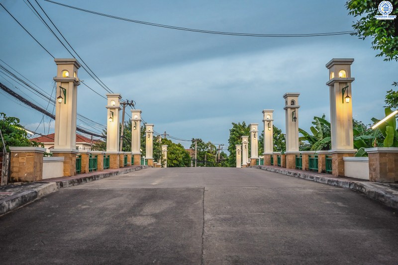 บ้านมือสองตกแต่งใหม่ แบรนด์LH ม.ชัยพฤกษ์ ติวานนท์-ราชพฤกษ์ พร้อมอยู่ เนื้อที่ 50.6 ตร.ว. ฟังก์ชั่น 3 ห้องนอน 2 ห้องน้ำ รองรับทุกการอยู่อาศัย บนทำเลติดถนน 345 เชื่อมต่อทั้งถ.ราชพฤกษ์ ,ติวานนท์ ใกล้โรบินสัน และทางด่วนศรีสมาน