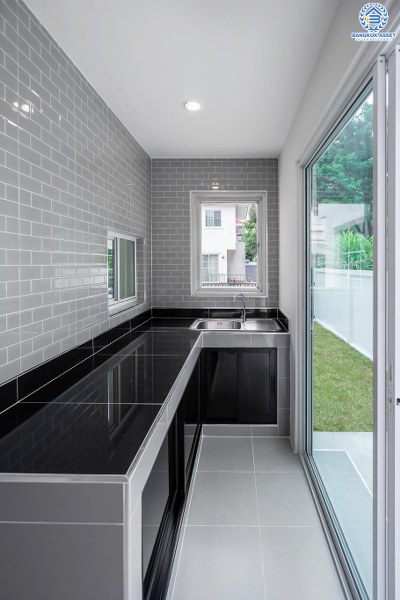 บ้านมือสองตกแต่งใหม่ สไตล์อบอุ่น คุณภาพแบรนด์ LH โครงการ ชลลดา บางใหญ่-เซ็นทรัลเวสต์เกต พร้อมทุกการเข้าอยู่ เนื้อที่ 52.6 ตร.ว. ฟังก์ชั่น 3ห้องนอน 2ห้องน้ำ พร้อม facilities ครบครัน บนทำเลศักยภาพ เดินทางสะดวก ใกล้ถ.กาญจนาภิเษก เพียง 10นาทีถึงรถไฟฟ้าสถานีคลองบางไผ่