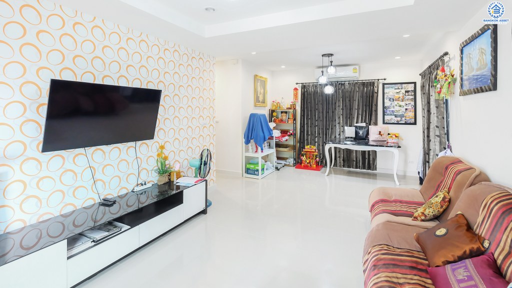 บ้านแฝดมือสองนนทบุรี ม.เพอร์เฟคพาร์คเฟส5 บางใหญ่-กาญจนาฯ (ซ.วัดพระนอน) บ้านพร้อมอยู่ ตกแต่งสไตล์อบอุ่น เนื้อที่ 36.7 ตร.ว. ฟังก์ชั่น 3 ห้องนอน 2 ห้องน้ำ 2 ที่จอดรถ +แอร์ ,ปั๊มน้ำ โครงการเงียบสงบ พร้อม facilitys ครบครัน! ทำเลใกล้วงแหวนกาญจนาฯ , Central Westgate และรถไฟฟ้าสายสีม่วง...