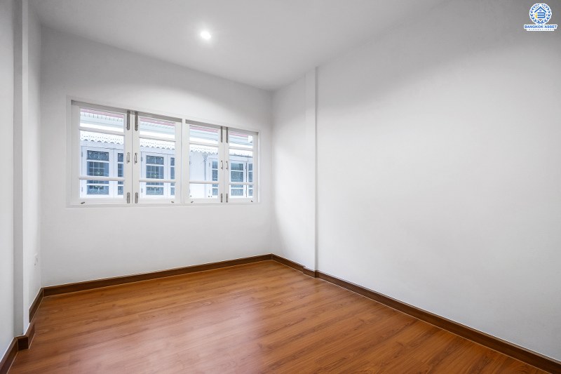 บ้านมือสองตกแต่งใหม่ ม.ดรีมทาวน์ ราชพฤกษ์-กาญจนาฯ โซนต้นโครงการ ใกล้สวน บ้านพร้อมอยู่ เนื้อที่ 21 ตร.ว. ฟังก์ชั่น 3 ห้องนอน 2 ห้องน้ำ 1 ห้องอเนกประสงค์  บนเดินทางสะดวก ใกล้จุดขึ้นทางด่วน "ศรีรัช" ,The Walk ราชพฤกษ์ และอื่นๆ อีกมากมาย