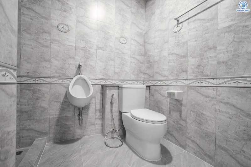 บ้านมือสองตกแต่งใหม่ หลังใหญ่ ห้องมุม! ม.รติรมย์พาร์ค ราชพฤกษ์-กาญจนาฯ (ซ.สวนผัก32) พิเศษสุด! บ้านพร้อมอยู่ เนื้อที่ 36 ตร.ว. ฟังก์ชั่น 3ห้องนอน 2ห้องน้ำ พร้อมแยกโซน คัดสรรวัสดุสเปคพรีเมี่ยม บนทำเลที่เชื่อมต่อหลายเส้นทาง ใกล้ทางด่วนศรีรัช  และแหล่ง Community Mall ชั้นนำมากมาย