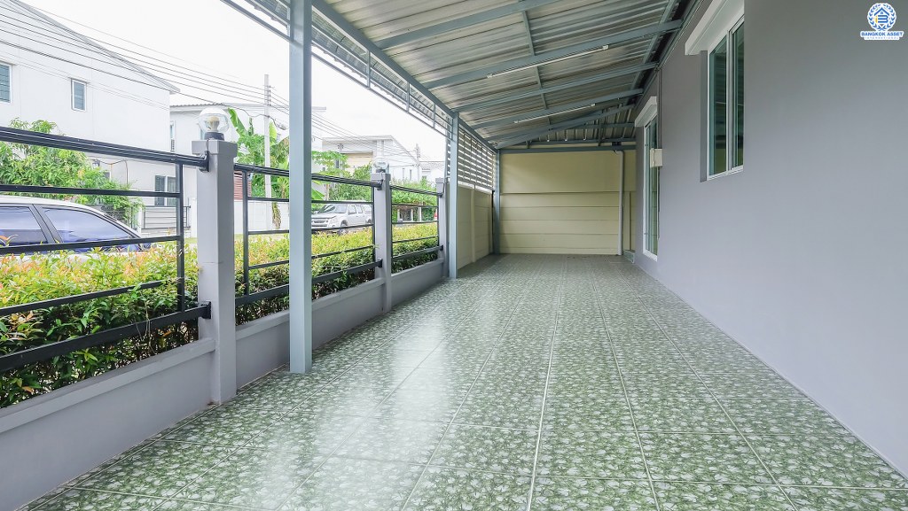 ทาวน์เฮ้าส์มือสองนนทบุรี ห้องมุม! แบรนด์ AP* ม.พลีโน่ ปิ่นเกล้า-วงแหวน บ้านต่อเติมเต็ม พร้อมอยู่ เนื้อที่ 24.9 ตร.ว. ฟังก์ชั่น 3 ห้องนอน 2 ห้องน้ำ แถมแอร์ 4 เครื่อง บนทำเลเดินทางสะดวก เข้า-ออกซอยวัดส้มเกลี้ยง เชื่อมต่อทั้งถนนกาญจนาฯ และบรมราชชนนี ใกล้เซ็นทรัลเวสต์เกต และจุดขึ้น-ลงทางด่วนศรีรัช