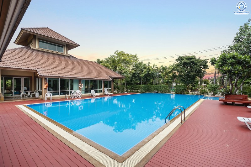 บ้านเดี่ยวมือสองนนทบุรี ตกแต่งใหม่ พร้อมสังคมคุณภาพ Q.House โครงการ คาซ่าวิลล์ ราชพฤกษ์-รัตนาธิเบศร์ เนื้อที่ 52.5 ตร.ว. ฟังก์ชั่น 3 ห้องนอน 3 ห้องน้ำ มีบิ้วท์อินครัวเคาน์เตอร์ และเครื่องดูดควัน เดินทางสะดวก บนทำเลติดถนนราชพฤกษ์ ใกล้รถไฟฟ้า สถานีบางรักน้อยท่าอิฐ