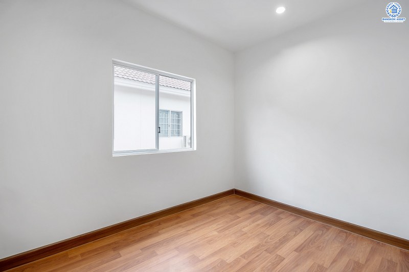 บ้านมือสองตกแต่งใหม่ ราคาคุ้มมาก ม.พฤกษา49/1 บางใหญ่-เซ็นทรัลเวสต์เกต บ้านตกแต่งจัดเต็ม ให้แบบพร้อมอยู่ ฟังก์ชั่นครบ ทั้งครัวเคาน์เตอร์ และที่จอดรถ เนื้อที่ 17.4 ตร.ว. 3 ห้องนอน 2 ห้องน้ำ บนเดินทางสะดวก ใกล้เซ็นทรัลเวสต์เกต และรถไฟฟ้า สถานีตลาดบางใหญ่ ..เป็นเจ้าของได้แล้ววันนี้