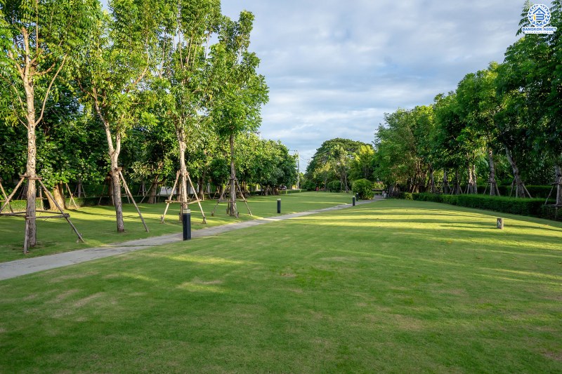 บ้านมือสองตกแต่งใหม่ สไตล์โมเดิร์น โครงการ คณาสิริ วงแหวน-พระราม5 (ซ.วัดพระเงิน) คุณภาพแบรนด์แสนสิริ* บ้านตกแต่งหรู มากฟังก์ชั่น ต่อเติมครัว โรงรถพร้อมอยู่ เนื้อที่ 50 ตร.ว. 3 ห้องนอน 2 ห้องน้ำ บนทำเลติดถนนใหญ่ ใกล้เซ็นทรัลเวสต์เกต รถไฟฟ้าสายสีม่วง และทางด่วนศรีรัช! ราคาพิเศษสุด!