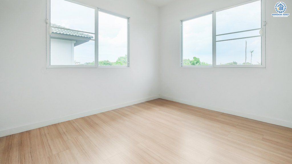 บ้านเดี่ยวมือสองนนทบุรี คุณภาพ LH ม.อินนิซิโอ2 ปิ่นเกล้า-วงแหวน (ซ.วัดส้มเกลี้ยง) แปลงมุม! ไม่เคยเข้าอยู่ ดีไซน์ทันสมัย เนื้อที่ 55.5 ตร.ว. 2 ที่จอดรถ พื้นที่ใช้สอยกว้างขวาง พร้อมกับทุกการใช้ชีวิต บนทำเลศักยภาพ เข้า-ออกได้ทั้งทาง ถ.กาญจนาภิเษก และศาลายา ใกล้ทางด่วน "ศรีรัช"