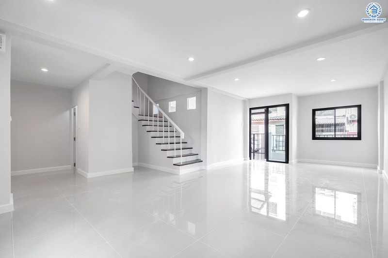 บ้านมือสองตกแต่งใหม่ ทำเลย่านเกษตร-นวมินทร์  ม.บ้านธันยกานต์ คุ้มค่า! พร้อมอยู่! เนื้อที่ 26.7 ตร.ว. ฟังก์ชั่นครบ! 4 ห้องนอน 3 ห้องน้ำ พื้นที่ใช้สอยมากกว่า 200 ตร.ม. บนทำเลคุณภาพ! ใจกลางห้างฯชั้นนำทั้ง The Walk เกษตรนวมินทร์, นวมินทร์ ซิตี้ อเวนิว , CDC ฯลฯ ใกล้จุดขึ้นทางด่วน "ฉลองรัช"