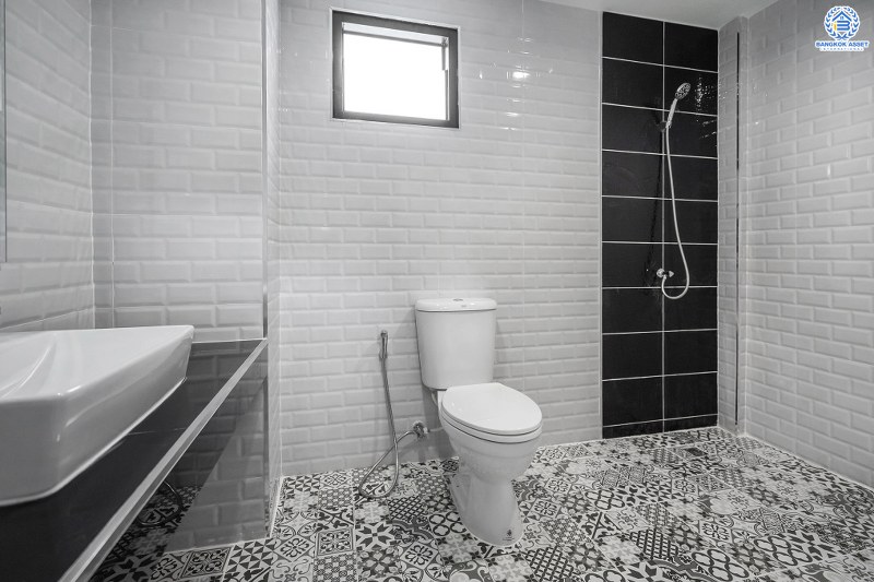 บ้านมือสองตกแต่งใหม่ ทำเลย่านเกษตร-นวมินทร์  ม.บ้านธันยกานต์ คุ้มค่า! พร้อมอยู่! เนื้อที่ 26.7 ตร.ว. ฟังก์ชั่นครบ! 4 ห้องนอน 3 ห้องน้ำ พื้นที่ใช้สอยมากกว่า 200 ตร.ม. บนทำเลคุณภาพ! ใจกลางห้างฯชั้นนำทั้ง The Walk เกษตรนวมินทร์, นวมินทร์ ซิตี้ อเวนิว , CDC ฯลฯ ใกล้จุดขึ้นทางด่วน "ฉลองรัช"