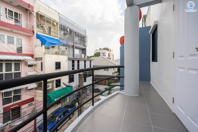 บ้านมือสองตกแต่งใหม่ ทำเลย่านเกษตร-นวมินทร์  ม.บ้านธันยกานต์ คุ้มค่า! พร้อมอยู่! เนื้อที่ 26.7 ตร.ว. ฟังก์ชั่นครบ! 4 ห้องนอน 3 ห้องน้ำ พื้นที่ใช้สอยมากกว่า 200 ตร.ม. บนทำเลคุณภาพ! ใจกลางห้างฯชั้นนำทั้ง The Walk เกษตรนวมินทร์, นวมินทร์ ซิตี้ อเวนิว , CDC ฯลฯ ใกล้จุดขึ้นทางด่วน "ฉลองรัช"