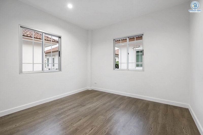 บ้านมือสองตกแต่งใหม่ จากแบรนด์ แสนสิริ ห้องมุม! โครงการ ธนาสิริ ปิ่นเกล้า-ราชพฤกษ์ กว้างขวางเทียบเท่าบ้านเดี่ยว เนื้อที่ 44.8 ตร.ว. 3 ห้องนอน 3 ห้องน้ำ 2 ที่จอดรถ บนทำเลติดถนนราชพฤกษ์ ใกล้วงเวียนพระราม5 ราคาพิเศษสุด!