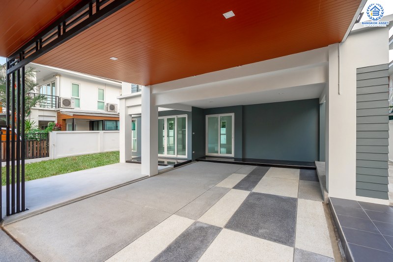 บ้านมือสองตกแต่งใหม่ ม.บุญโต แจ้งวัฒนะ เพียง 1 กม.จากจุดขึ้นทางด่วนศรีสมาน ใกล้เมืองทองธานี และเซ็นทรัลแจ้งวัฒนะ บ้านตกแต่งพร้อมอยู่ เนื้อที่ 56.2 ตร.ว. 3 ห้องนอน 3 ห้องน้ำ 2 ที่จอดรถ รองรับทุกครอบครัว ครบครันทุกฟังก์ชั่นการใช้งาน ราคาพิเศษสุด!