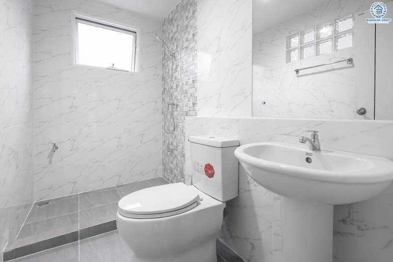 บ้านมือสองตกแต่งใหม่ คุณภาพแบรนด์ LH โครงการ ชลลดา บางใหญ่-เซ็นทรัลเวสต์เกต พร้อมทุกการเข้าอยู่ สไตล์อบอุ่น  เนื้อที่ 54.6 ตร.ว. ฟังก์ชั่น 3ห้องนอน 2ห้องน้ำ พร้อม facilities ครบครัน บนทำเลศักยภาพ เดินทางสะดวก ใกล้ถ.กาญจนาภิเษก เพียง 10 นาทีถึงรถไฟฟ้าสถานีคลองบางไผ่