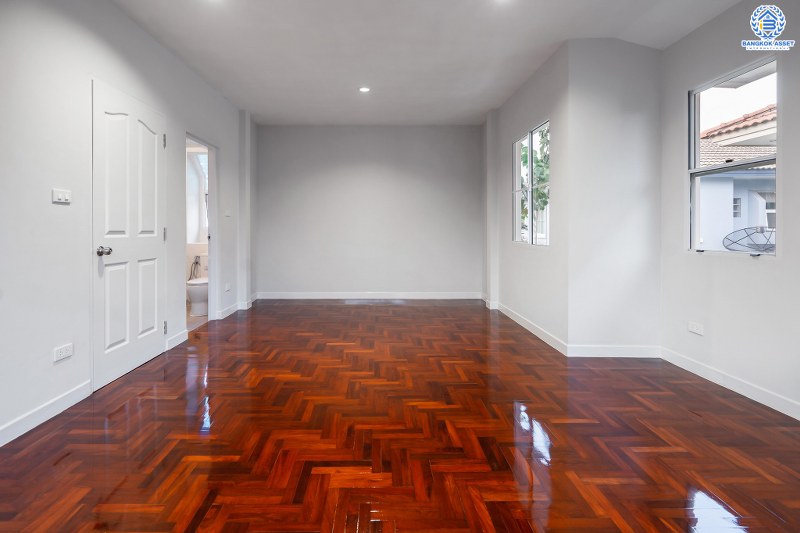 บ้านมือสองตกแต่งใหม่ คุณภาพแบรนด์ LH โครงการ ชลลดา บางใหญ่-เซ็นทรัลเวสต์เกต พร้อมทุกการเข้าอยู่ สไตล์อบอุ่น  เนื้อที่ 54.6 ตร.ว. ฟังก์ชั่น 3ห้องนอน 2ห้องน้ำ พร้อม facilities ครบครัน บนทำเลศักยภาพ เดินทางสะดวก ใกล้ถ.กาญจนาภิเษก เพียง 10 นาทีถึงรถไฟฟ้าสถานีคลองบางไผ่