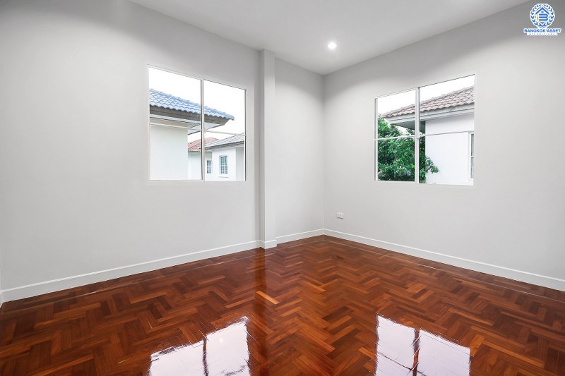 บ้านมือสองตกแต่งใหม่ คุณภาพแบรนด์ LH โครงการ ชลลดา บางใหญ่-เซ็นทรัลเวสต์เกต พร้อมทุกการเข้าอยู่ สไตล์อบอุ่น  เนื้อที่ 54.6 ตร.ว. ฟังก์ชั่น 3ห้องนอน 2ห้องน้ำ พร้อม facilities ครบครัน บนทำเลศักยภาพ เดินทางสะดวก ใกล้ถ.กาญจนาภิเษก เพียง 10 นาทีถึงรถไฟฟ้าสถานีคลองบางไผ่