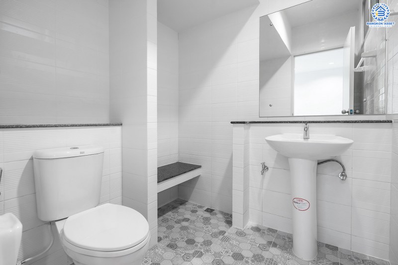 บ้านมือสองตกแต่งใหม่ แปลงมุม! แบรนด์ Property Perfect* ม.เดอะวิลล่า ราชพฤกษ์-ท่าอิฐ เนื้อที่ 18 ตร.ว. ครบครันด้วยฟังก์ชั่น 3 ห้องนอน 2 ห้องน้ำ ตกแต่งสวยพร้อมอยู่! เดินทางสะดวกสบายเข้า-ออกได้ 2 เส้นทางทั้งถ.รัตนาธิเบศร์ และถ.ราชพฤกษ์ ใกล้ 2 เซ็นทรัลฯ และ MRT "สถานีบางรักน้อยท่าอิฐ"