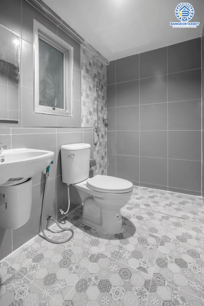 บ้านมือสองตกแต่งใหม่ 3 ชั้น ทำเลโซนเมือง! ม.ศุภาลัยวิลล์ งามวงศ์วาน-แคราย (ซ.รัตนาธิเบศร์18) เนื้อที่ 20.6 ตร.ว. บ้านพร้อมอยู่ ฟังก์ชั่นจัดเต็ม! 4 ห้องนอน 3 ห้องน้ำ บนสุดยอดทำเล! เข้า-ออกได้ทั้งทางรัตนาธิเบศร์ ติวานนท์ และสนามบินน้ำ ใกล้รถไฟฟ้าสายสีม่วง "สถานีศูนย์ราชการฯ" และจุดขึ้นทางด่วน "งามวงศ์วาน"