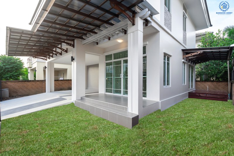 บ้านมือสองตกแต่งใหม่ ติดถนนราชพฤกษ์ โครงการ เดอะ แพลนท์ ราชพฤกษ์-พระราม5 เนื้อที่ 50.1 ตร.ว. ฟังก์ชั่น 3 ห้องนอน 3 ห้องน้ำ พร้อม Built-In มีเทอร์เรซข้างบ้านเหมาะเป็นมุมพักผ่อน บนทำเลศักยภาพ ใกล้วงเวียนพระราม5 , The Walk และอื่นๆ อีกมากมาย...