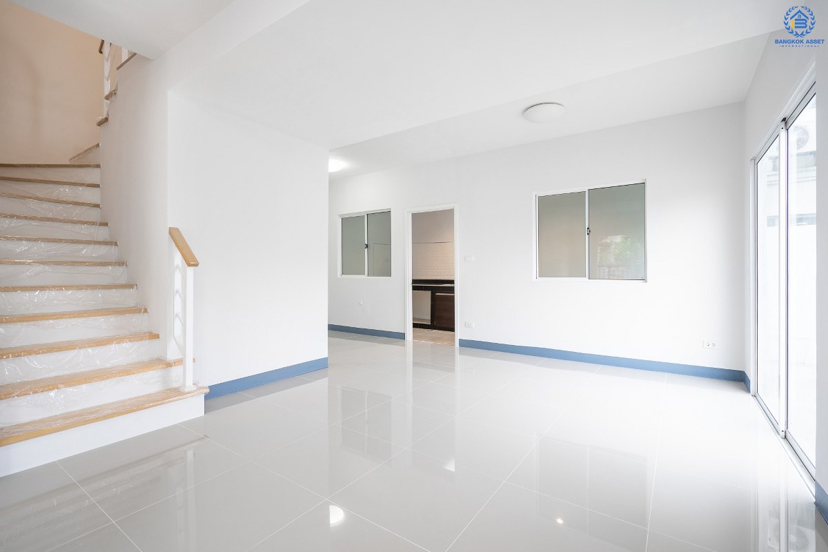 บ้านมือสองตกแต่งใหม่ แปลงมุม! ม.พฤกษาวิลล์35 พระราม5-นครอินทร์ จัดเต็มพร้อมอยู่ ครบครันทุกฟังก์ชั่น เนื้อที่ 29.2 ตร.ว. 3 ห้องนอน 2 ห้องน้ำ พร้อมความเป็นส่วนตัว บนทำเลโซนเมือง! เดินทางสะดวก ใกล้สะพานพระราม5 และรถไฟฟ้าสถานี แยกติวานนท์