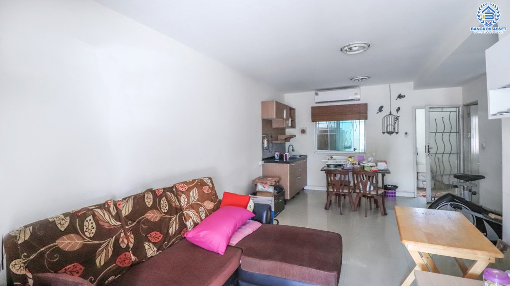 ทาวน์เฮ้าส์มือสองนนทบุรี ห้องมุม! ม.พฤกษาทาวน์ ติดถนนราชพฤกษ์ ใกล้วงเวียนพระราม5 เชื่อมต่อทุกการเดินทาง บ้านพร้อมอยู่! เนื้อที่ 17.2 ตร.ว. ฟังก์ชั่น 3 ห้องนอน 2 ห้องน้ำ รองรับทุกการอยู่อาษัย , สาธารณูปโภคครบครัน ราคาสุดคุ้ม!...