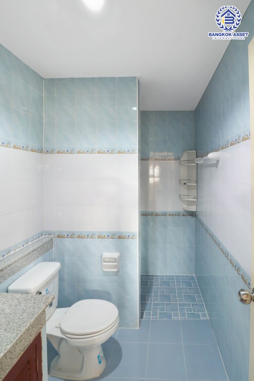 ทาวน์เฮ้าส์มือสองนนทบุรี ม.บุญทรัพย์ พุทธมณฑลสาย4 ถนนเมน! ต่อเติมครบ พร้อมอยู่ เนื้อที่ 24 ตร.ว. ฟังก์ชั่น 3 ห้องนอน 2 ห้องน้ำ หน้ากว้าง 6 เมตร บนทำเลเดินทางสะดวก เชื่อมต่อหลายเส้นทาง ทั้งเพชรเกษม ,บรมราชชนนีฯลฯ ราคาสุดคุ้ม!