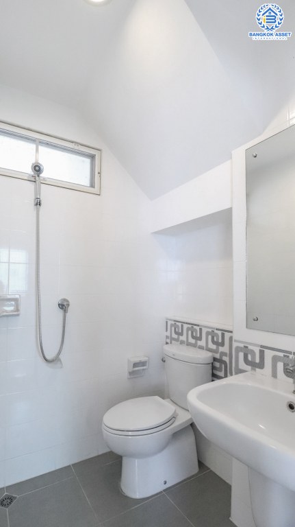 บ้านเดี่ยวมือสองนนทบุรี พร้อมสังคมคุณภาพ LH โครงการ อินนิซิโอ ปิ่นเกล้า-วงแหวน เนื้อที่ 51.7 ตร.ว. ต่อเติม/พร้อมอยู่ ฟังก์ชั่น 3 ห้องนอน 2 ห้องน้ำ พร้อมเฟอร์ฯบิ้วอินท์ ทำเลดี เดินทางสะดวก เชื่อมต่อทั้งปิ่นเกล้า-ศาลายา ใกล้เซ็นทรัลเวสต์เกต และทางด่วน ศรีรัช