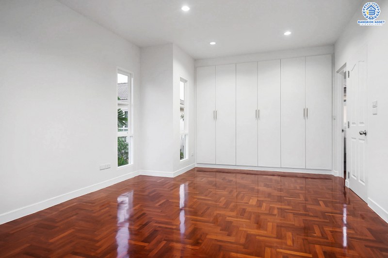 บ้านมือสองตกแต่งใหม่ โครงการ ชลลดา บางใหญ่-เซ็นทรัลเวสต์เกต พร้อมทุกการเข้าอยู่ สไตล์อบอุ่น  เนื้อที่ 52.5 ตร.ว. ฟังก์ชั่น 3ห้องนอน 2ห้องน้ำ สังคมคุณภาพแบรนด์ LH พร้อม facilities ครบครัน บนทำเลศักยภาพ เดินทางสะดวก ใกล้ถ.กาญจนาภิเษก เพียง 10 นาทีถึงรถไฟฟ้าสถานีคลองบางไผ่