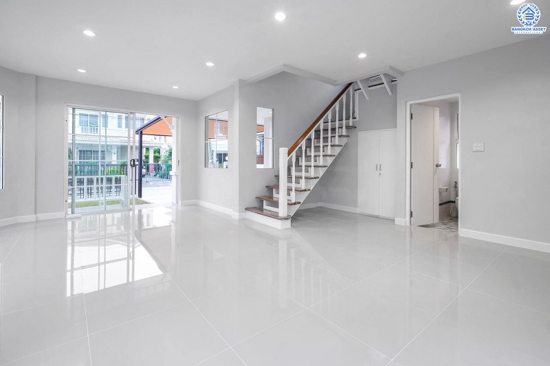 บ้านมือสองตกแต่งใหม่ โครงการ ชลลดา บางใหญ่-เซ็นทรัลเวสต์เกต สวย! ครบ! พร้อมทุกการเข้าอยู่ เนื้อที่ 52.8 ตร.ว. ฟังก์ชั่น 3ห้องนอน 2ห้องน้ำ บนสังคมคุณภาพแบรนด์ LH พร้อม facilities ครบครัน บนทำเลศักยภาพ เดินทางสะดวก ใกล้ถ.กาญจนาภิเษก เพียง 10 นาทีถึงรถไฟฟ้าสถานีคลองบางไผ่