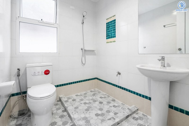 บ้านมือสองตกแต่งใหม่ โครงการ ชลลดา บางใหญ่-เซ็นทรัลเวสต์เกต สวย! ครบ! พร้อมทุกการเข้าอยู่ เนื้อที่ 52.8 ตร.ว. ฟังก์ชั่น 3ห้องนอน 2ห้องน้ำ บนสังคมคุณภาพแบรนด์ LH พร้อม facilities ครบครัน บนทำเลศักยภาพ เดินทางสะดวก ใกล้ถ.กาญจนาภิเษก เพียง 10 นาทีถึงรถไฟฟ้าสถานีคลองบางไผ่