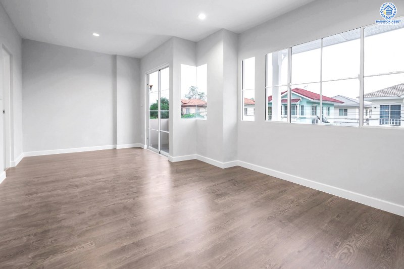 บ้านมือสองตกแต่งใหม่ โครงการ ชลลดา บางใหญ่-เซ็นทรัลเวสต์เกต สวย! ครบ! พร้อมทุกการเข้าอยู่ เนื้อที่ 52.8 ตร.ว. ฟังก์ชั่น 3ห้องนอน 2ห้องน้ำ บนสังคมคุณภาพแบรนด์ LH พร้อม facilities ครบครัน บนทำเลศักยภาพ เดินทางสะดวก ใกล้ถ.กาญจนาภิเษก เพียง 10 นาทีถึงรถไฟฟ้าสถานีคลองบางไผ่