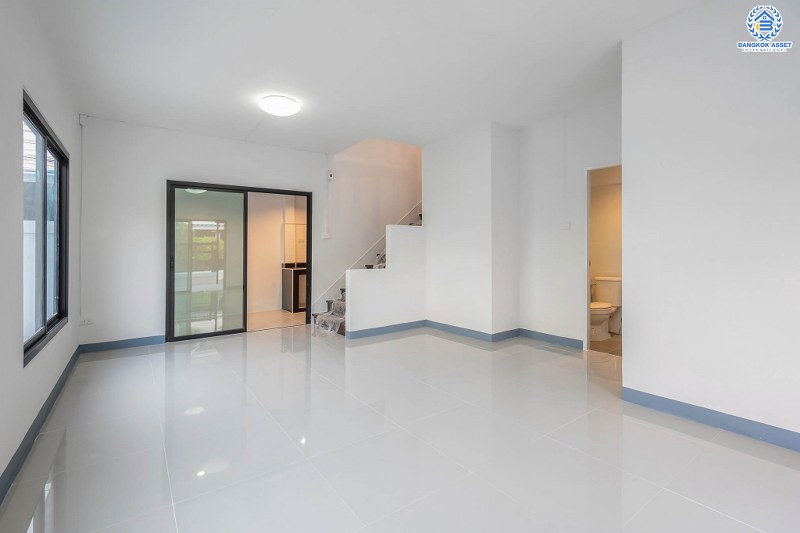 บ้านมือสองตกแต่งใหม่ หลังใหญ่ห้องมุม! ม.พฤกษา14A บางใหญ่-เซ็นทรัลเวสต์เกต เนื้อที่ 23.9 ตร.ว. หน้ากว้าง 6 เมตร ฟังก์ชั่น 3 ห้องนอน 2 ห้องน้ำ ครบครันทั้งครัวเคาน์เตอร์และที่จอดรถ ทำเลดี เข้าเมืองสะดวก ใกล้รถไฟฟ้าสถานี "คลองบางไผ่"