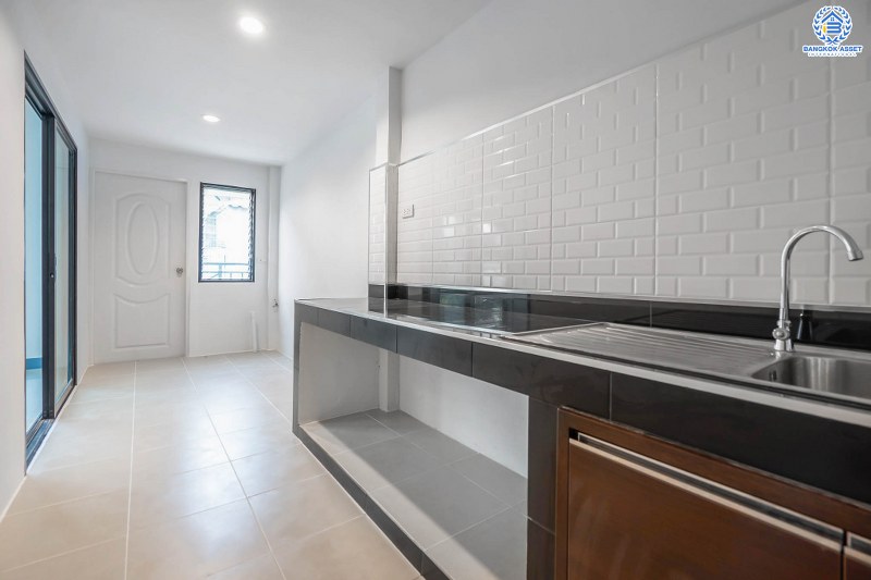 บ้านมือสองตกแต่งใหม่ หลังใหญ่ห้องมุม! ม.พฤกษา14A บางใหญ่-เซ็นทรัลเวสต์เกต เนื้อที่ 23.9 ตร.ว. หน้ากว้าง 6 เมตร ฟังก์ชั่น 3 ห้องนอน 2 ห้องน้ำ ครบครันทั้งครัวเคาน์เตอร์และที่จอดรถ ทำเลดี เข้าเมืองสะดวก ใกล้รถไฟฟ้าสถานี "คลองบางไผ่"