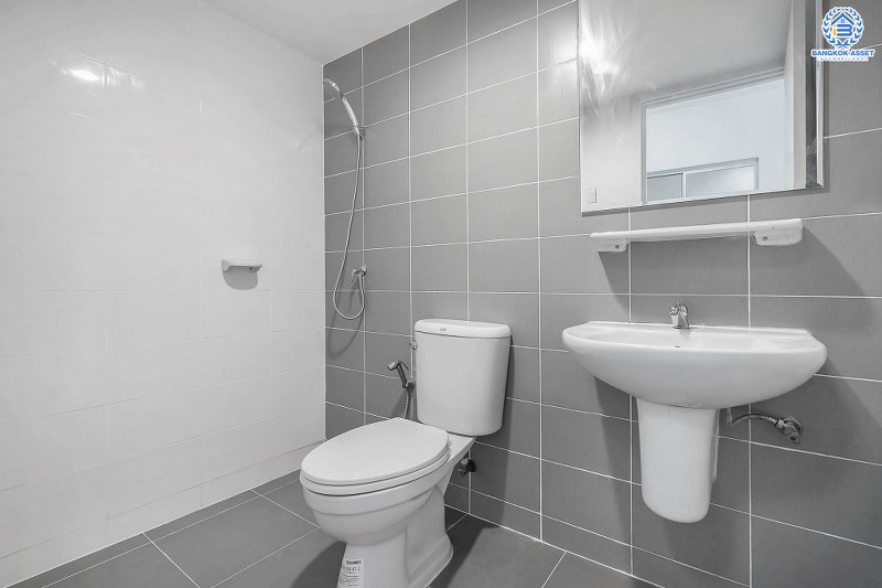 บ้านมือสองตกแต่งใหม่ ห้องมุม! ม.พฤกษาวิลล์63/1 นครอินทร์-พระราม5 พิเศษสุดพร้อมอยู่ เนื้อที่ 23.7 ตร.ว. ฟังก์ชั่น 3 ห้องนอน 2 ห้องน้ำ ครบครันทั้งครัว และโรงรถ บนทำเลโซนเมือง! เดินทางสะดวก เข้า-ออกทาง ซอยวัดสังฆทาน ใกล้สะพานพระราม5 และรถไฟฟ้าสถานี "แยกติวานนท์"