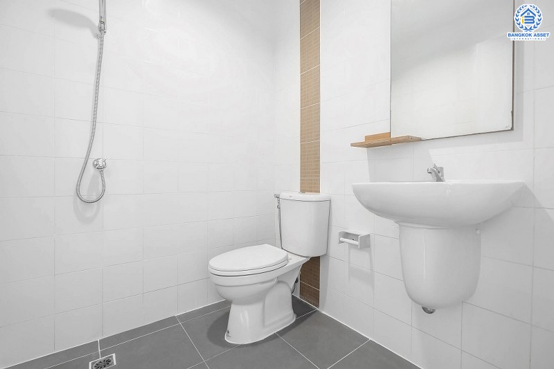 บ้านมือสองตกแต่งใหม่ ทำเลติดถนนราชพฤกษ์ ใกล้วงเวียนพระรามห้า โครงการ พฤกษาทาวน์ เนื้อที่ 21.7 ตร.ว. 3 ห้องนอน 2 ห้องน้ำ หน้ากว้าง 6 เมตร ตกแต่ง/ต่อเติม หิ้วกระเป๋าพร้อมอยู่ คุ้มยิ่งกว่าคุ้ม! จองเลย!...