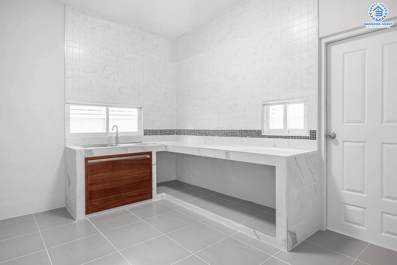 บ้านมือสองตกแต่งใหม่ ทำเลโซนเมือง! ม.โฮมเพลสเดอะพาร์ค รัตนาธิเบศร์-MRT บางพลู บ้านหลังใหญ่เนื้อที่ 54 ตร.ว. ฟังก์ชั่น 3 ห้องนอน 2 ห้องน้ำ พื้นที่ใช้สอยกว่า 168 ตร.ม. พร้อมเข้าอยู่ได้ทันที สะดวกทุกการเดินทาง เข้า-ออกได้ทั้งถ.ราชพฤกษ์ ,และถ.รัตนาธิเบศร์ เพียง 3 นาทีถึงรถไฟฟ้าสถานี "บางพลู"...