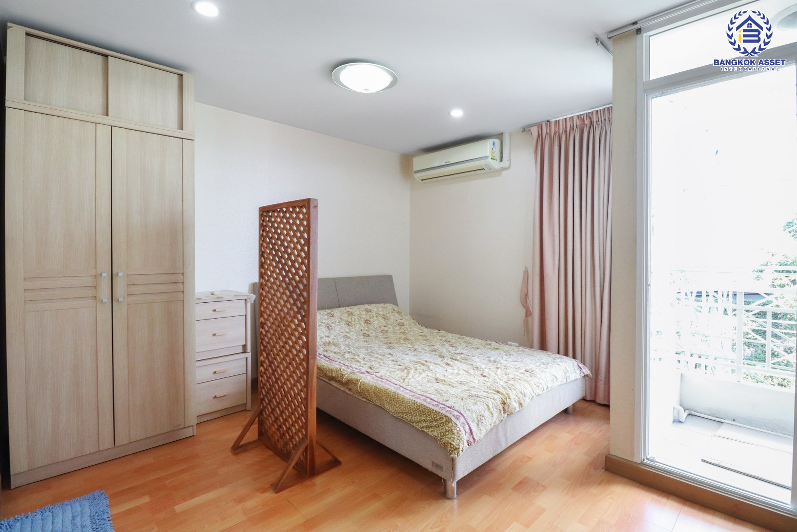 คอนโดมือสองนนทบุรี ติดทางด่วนงามวงศ์วาน ราคาเพียงล้านต้นๆ โครงการ เดอะสตาร์คอนโด ห้องกว้าง 33.4 ตร.ม. ฟรีแอร์ แถมเฟอร์ฯ พร้อมอยู่! บนทำเลใจกลางเมือง ใกล้กับ The Mall งามวงศ์วาน , พันธุ์ทิพย์ฯลฯ และรถไฟฟ้าสายสีม่วง ราคานี้หาไม่ได้อีกแล้ว!...