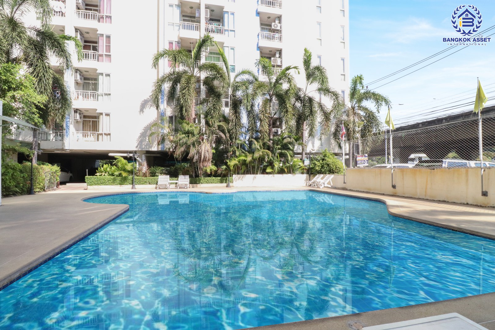 คอนโดมือสองนนทบุรี ติดทางด่วนงามวงศ์วาน ราคาเพียงล้านต้นๆ โครงการ เดอะสตาร์คอนโด ห้องกว้าง 33.4 ตร.ม. ฟรีแอร์ แถมเฟอร์ฯ พร้อมอยู่! บนทำเลใจกลางเมือง ใกล้กับ The Mall งามวงศ์วาน , พันธุ์ทิพย์ฯลฯ และรถไฟฟ้าสายสีม่วง ราคานี้หาไม่ได้อีกแล้ว!...